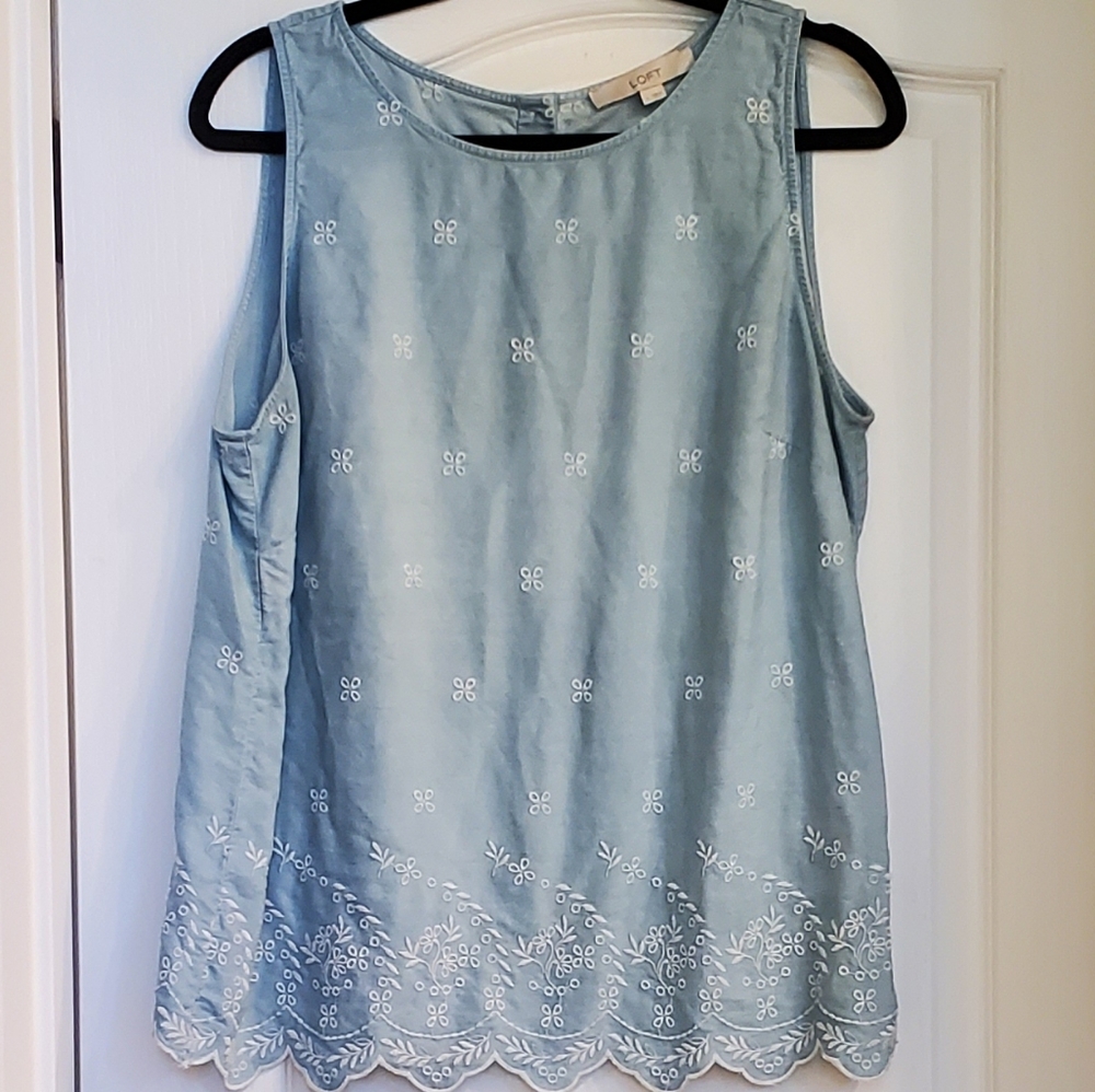 Chambray scalloped detail top